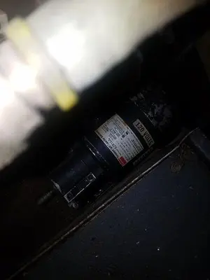 USED DAYTON 6Z816A