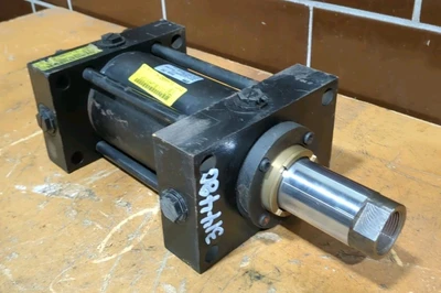 Used Parker 04.00 JJ2HXKTS33AA 5.000 Cylinders Indiana US | J&J Industrial Supply #1259676