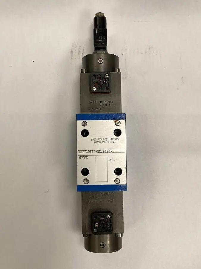 Used MANNESMANN REXROTH 4WRE10E64-12/24Z4/V Pump & Valve Parts | Surplus Asset Holdings #1219370
