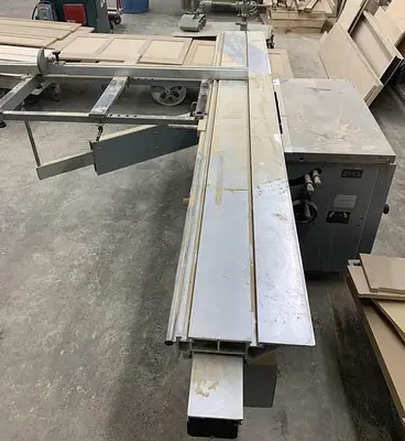 USED LAZZARI TEME-3000I SLIDING TABLE SAW