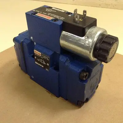 USED REXROTH 4WEH10C44/6EG24N9K4