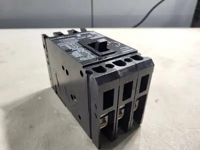 USED SIEMENS ED63A040