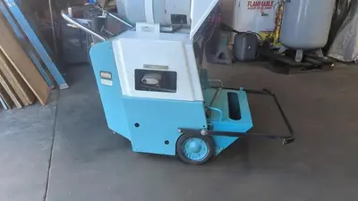 Used TENNANT 186 Sweepers California US | Bay Line Tool #1335426