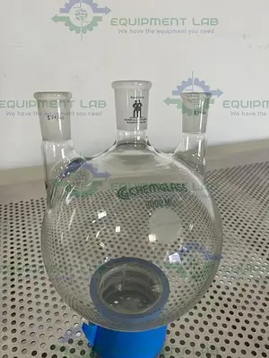 USED CHEMGLASS 3000 ML 3-NECK ROUND BOTTOM HEAVY WALL FLASK 24/40, 24/26