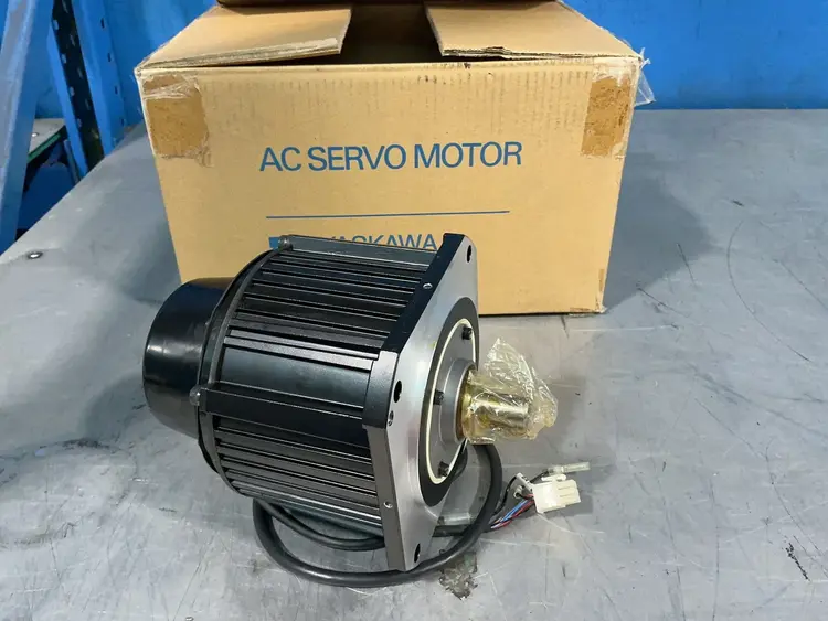 Used YASKAWA / MOTOMAN SGMDH12A2AYR14 Motors (misc) Ohio US | HGR 24 #1460651