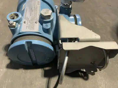 Used 2016 MICRO MOTION INC 2700R12ABAEZCZ Pumps Ohio US | HGR 24 #1315025
