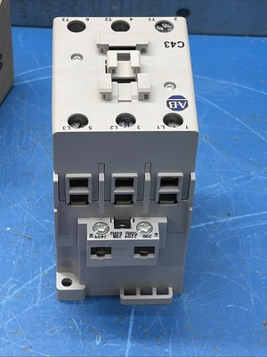 NEW Allen-Bradley 100-C43LOO