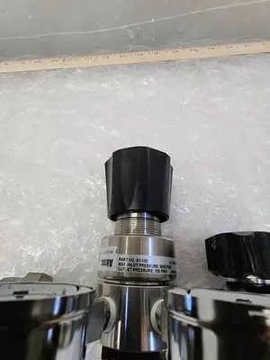 AIRGAS REGULATOR Y111213C580-AL 200 PSI - 4000 PSI