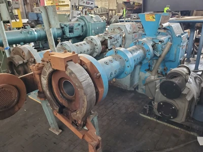 Nakata 90mm Rubber Extruder