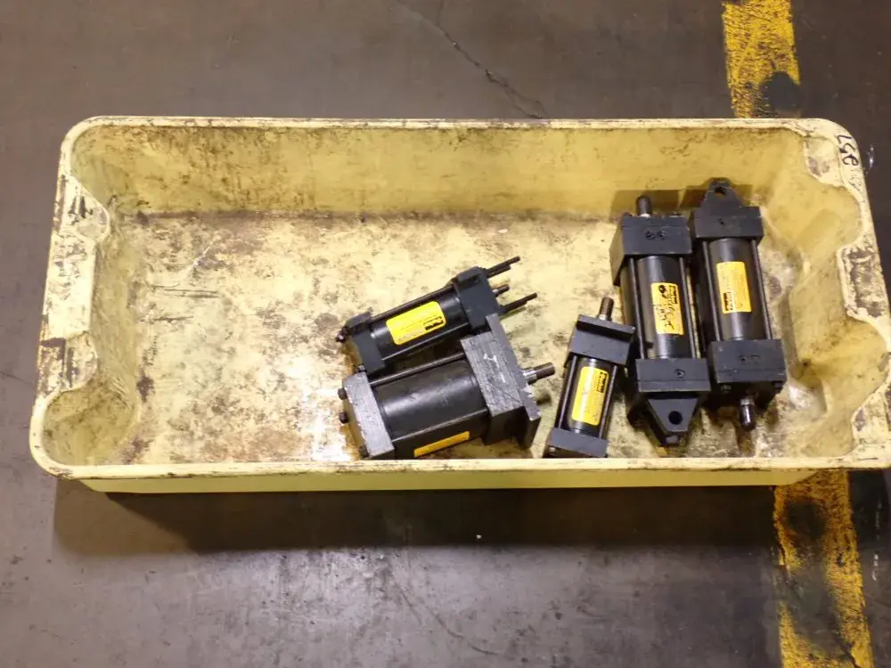 Parker Pneumatic Cylinder Lot