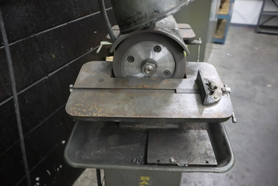 Used BALDOR 532 Pedestal Type Grinders (Double End) Minnesota US | Machinesused.com #1364586