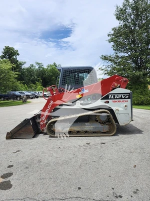 USED 2024 TAKEUCHI TL12V2