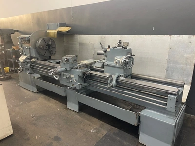 LEBLOND 24" REGAL GAP BED Engine Lathes | PM Machines (2)