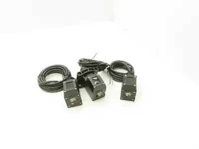 Honeywell CCS1100 Photoelectric Switch 1 Meter Polarized Retro Lot of 3