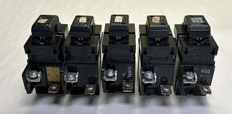 Used ITE P220 Miscellaneous Equipment (Electrical & Power) | Surplus Asset Holdings #1188525