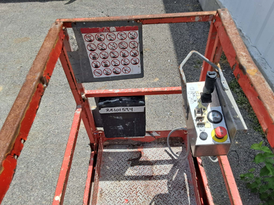 Used 2016 Skyjack SJ3219 Scissor Lifters Wisconsin US | Stack Equipment #1331991