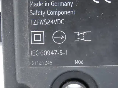 Schmersal TZFWS24VDC Solenoid Interlock Safety Switch 24VDC 1500N
