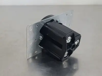 NEW LEVITON 5372
