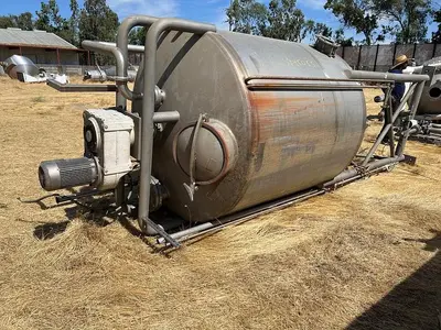 Tank, 2,250 Gallon, Stainless Steel, Agitation, Mueller #S745055