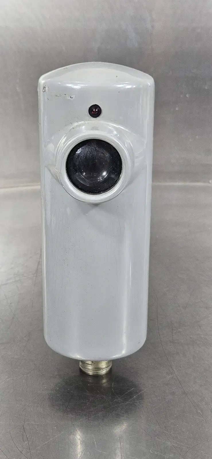 Allen Bradley 42RL1-3000 Ser7.4M Retroreflective Control PhotoSwitch Loc4B13