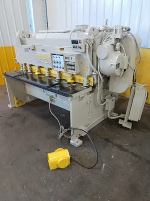 6' X 10 GA CINCINNATI MODEL 1006-R POWER SQUARING SHEAR: STOCK #10613