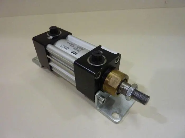 Used PARKER P1D-G940MC-0020FNNNN Cylinders Michigan US | Ideal Machinery #708296