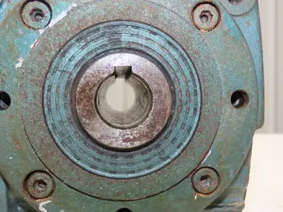 Sew Eurodrive SA42LP56 Gearbox 58.5:1 Reducer 30rpm Hollow Shaft