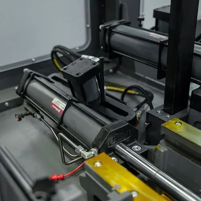 JLH H-320PRO Horizontal Band Saws | Precision Cutting Solutions (8)