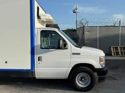 Used 2023 FORD E-350 Reefer Trucks Florida US | Truck and Van Outlet #1509225