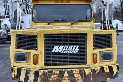 Used 1997 ATHEY MOBIL M-8A PATRIOT Street Sweeper New Jersey US | Proxy Equipment #1385339