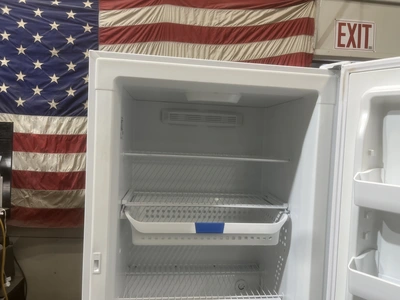 Used FRIGIDAIRE FREEZER Freezers Michigan US | Miedema Asset Management Group #1322143