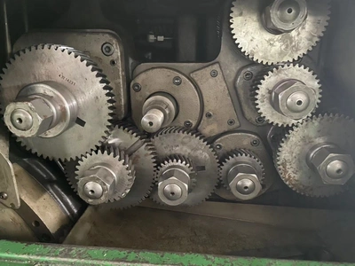 GLEASON Hypoid Bevel Gear Generator, 2× in nice condition, price per machine