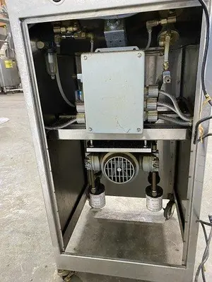 USED M&O PERRY INDUSTRIES FC