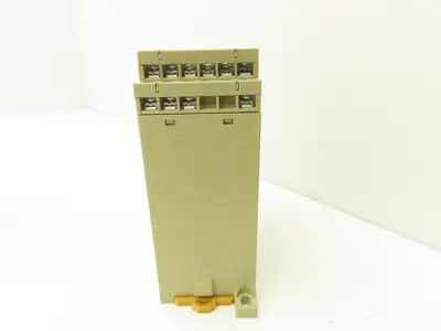 Omron STI G9SA-301 Dual Channel Safety Relay Unit 24VAC/DC Lot of 6