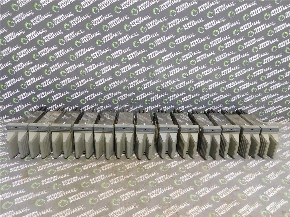USED FOXBORO CM902WL