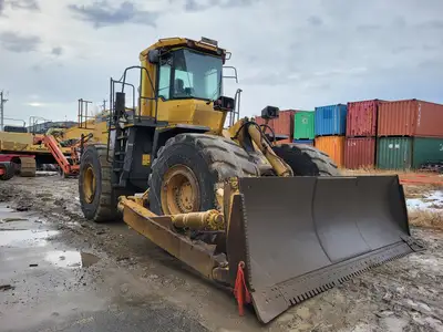 USED 2001 KOMATSU WD600-3