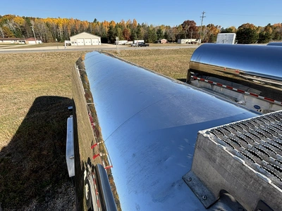Used 2014 WALKER MILK TANKER TRAILER Tanker Trailers Michigan US | Miedema Asset Management Group #1709462
