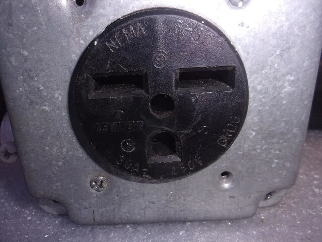 Used LEVITON 6-30 Electrical Boxes Arizona US | ASSET CONVERSION SPECIALISTS, INC. #324101