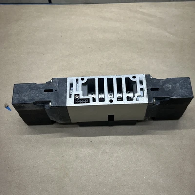 USED SMC VFS3600-5FZ