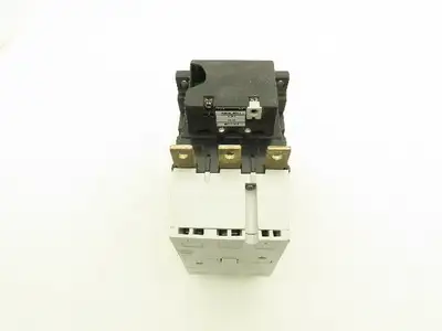 General Electric CK75CE300WH-T Contactor 250amp 135Hp @ 660/690V 74vdc Coil