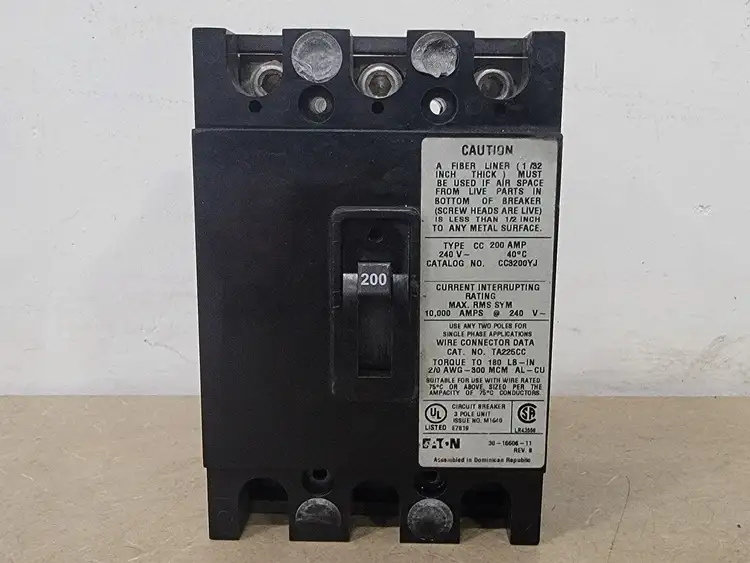 Used EATON CC3200YJ Switchgears British Columbia CA | Lenmark #238957