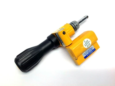 USED TOHNICHI DIGITAL TORQUE SCREWDRIVER, 20-0.02 IN/LBS