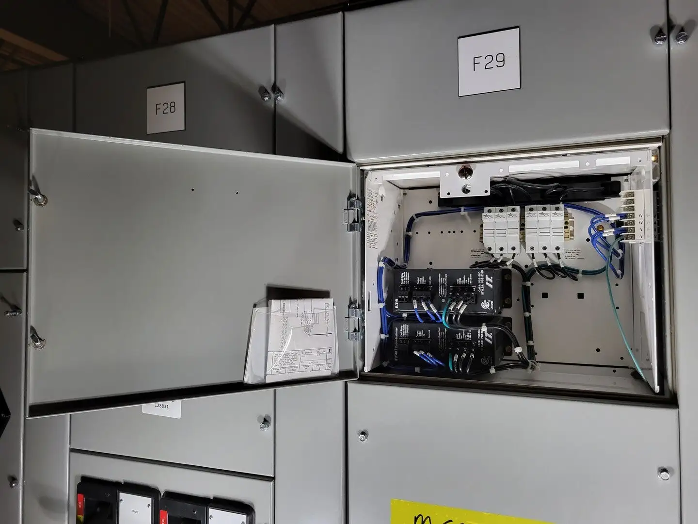 USED EATON PSS160D