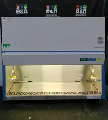 Used _UNKNOWN_ _UNKNOWN_ Biosafety Cabinets California US | R&D Laboratory Equipment #1304784