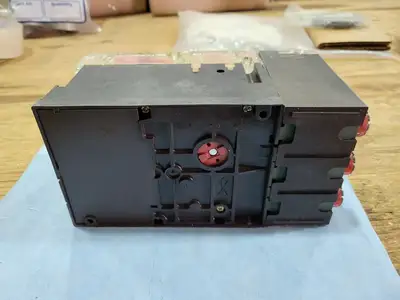 Used MOELLER ZM6A-50-NA Switchgears British Columbia CA | Lenmark #243258
