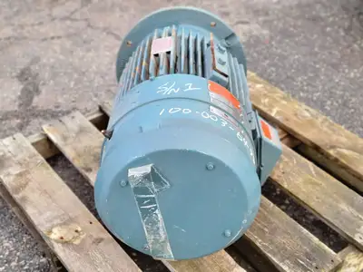 30 hp, 460 volts, 1765 rpm, 285LPH Severe Duty Motor