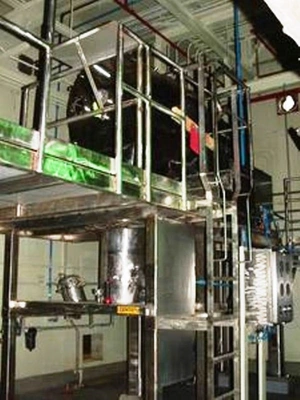 Heinkel HF 800 Inverting Filter centrifuge, Hastelloy C22.