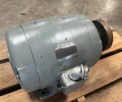 Fuji Electric BRC 492-124 3 Phase Induction Motor 0.87 1.5 hp 0.65 1.1 kW