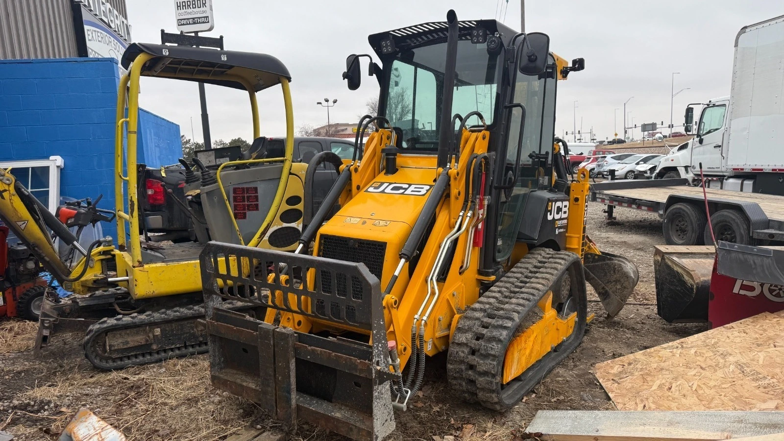 USED 2024 JCB 1CXT