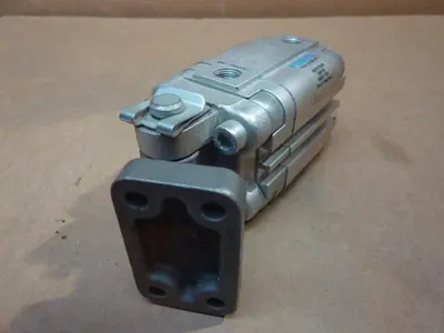 USED FESTO ADVU-32-20-A-PA